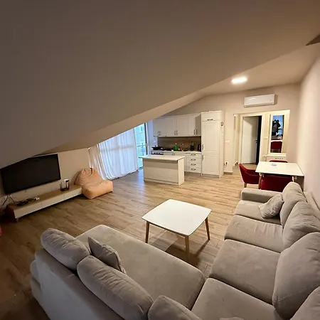 Apartament Kune