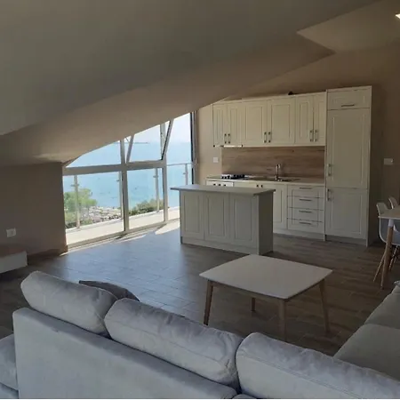 Apartament Kune